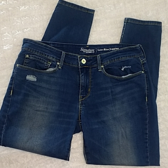 Signature by Levi Strauss Denim - Signature Levi Low Rise Distressed Jeans 30/30